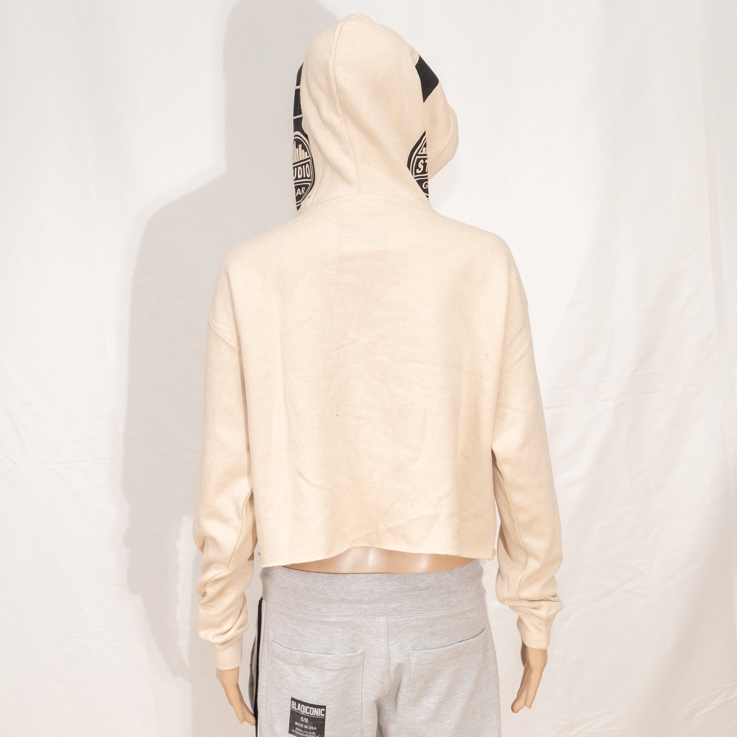 Studio Gear Script Cropped Hoodie