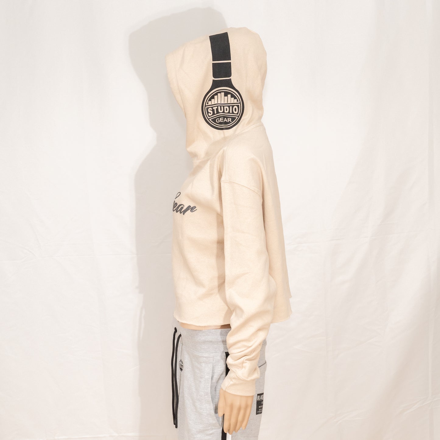 Studio Gear Script Cropped Hoodie